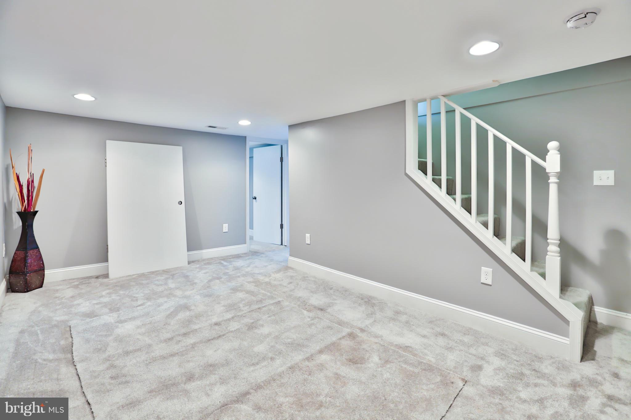 403 Walcott Road Baltimore, MD 21206 - Photo 21 of 29 Family Room for Fun Activites