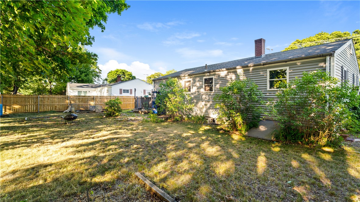 59 Liverpool Street Warwick, RI 02886 - Photo 24 of 29