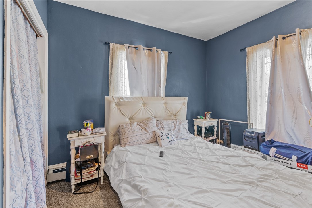 61 Warwick Road Pawtucket, RI 02861 - Photo 16 of 22 Bedroom 5