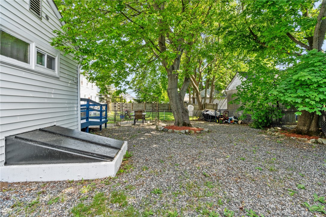 61 Warwick Road Pawtucket, RI 02861 - Photo 19 of 22 Exterior Back