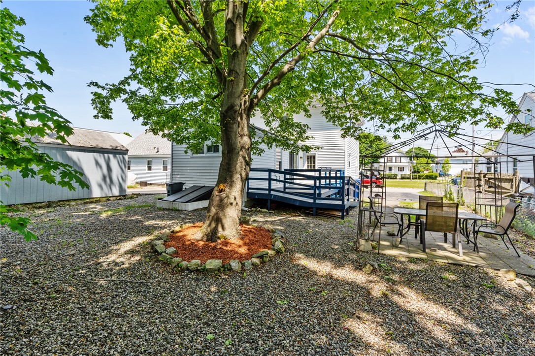 61 Warwick Road Pawtucket, RI 02861 - Photo 21 of 22 Yard