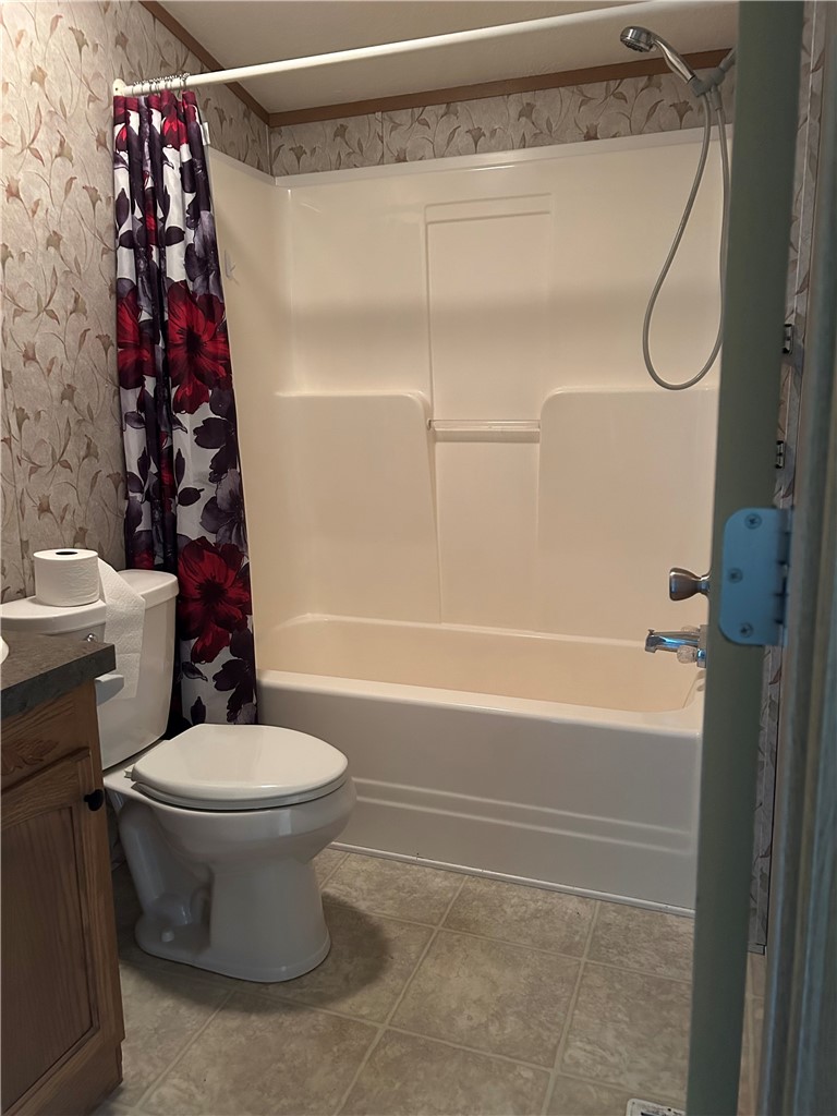 33 Hemlock Road Glocester, RI 02814 - Photo 9 of 12