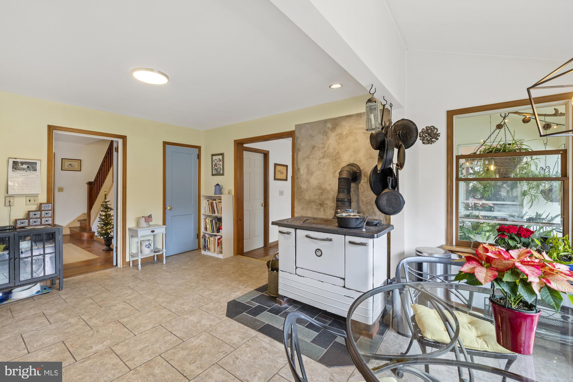 166 Peak View Road York Springs, PA 17372 - Photo 22 of 48 Gallery Image 22