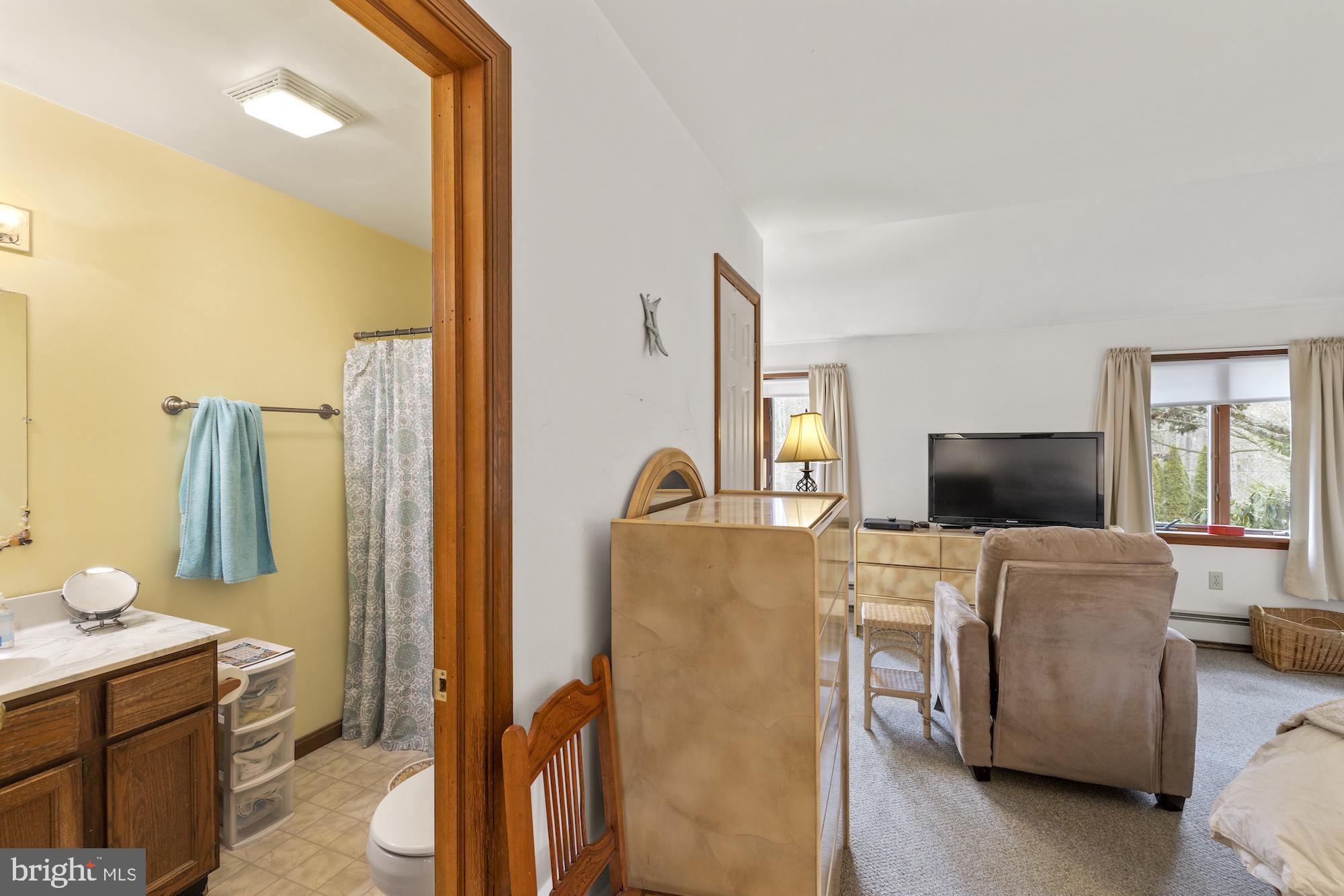 166 Peak View Road York Springs, PA 17372 - Photo 31 of 48 Gallery Image 31