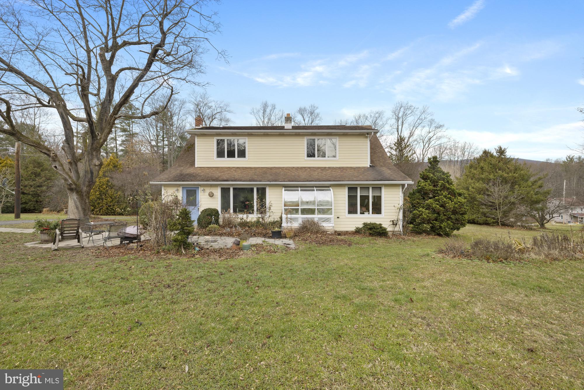 166 Peak View Road York Springs, PA 17372 - Photo 4 of 48 Gallery Image 4
