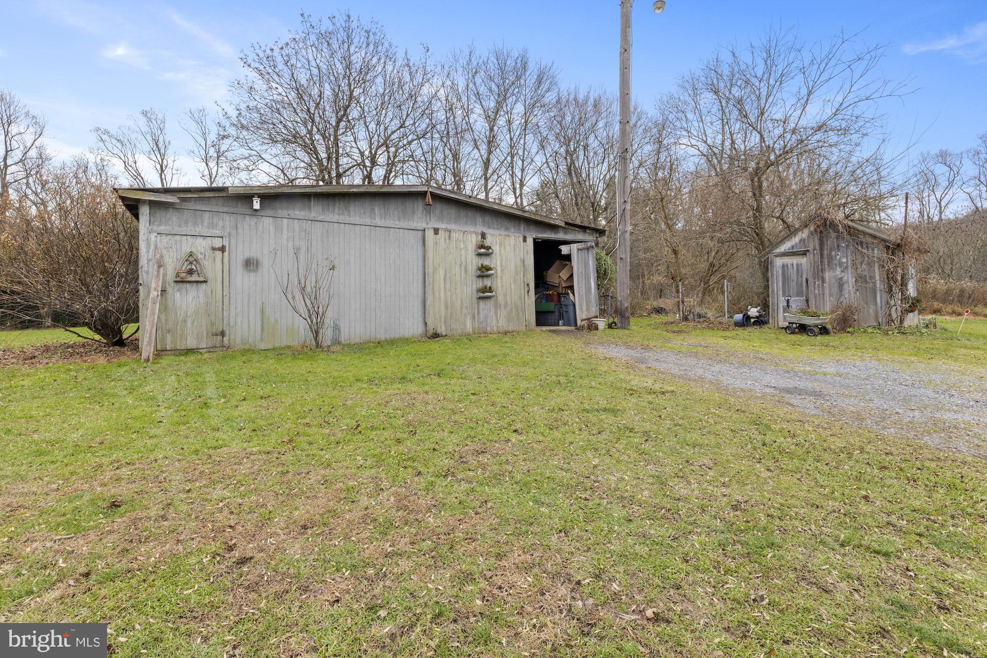 166 Peak View Road York Springs, PA 17372 - Photo 6 of 48 Gallery Image 6