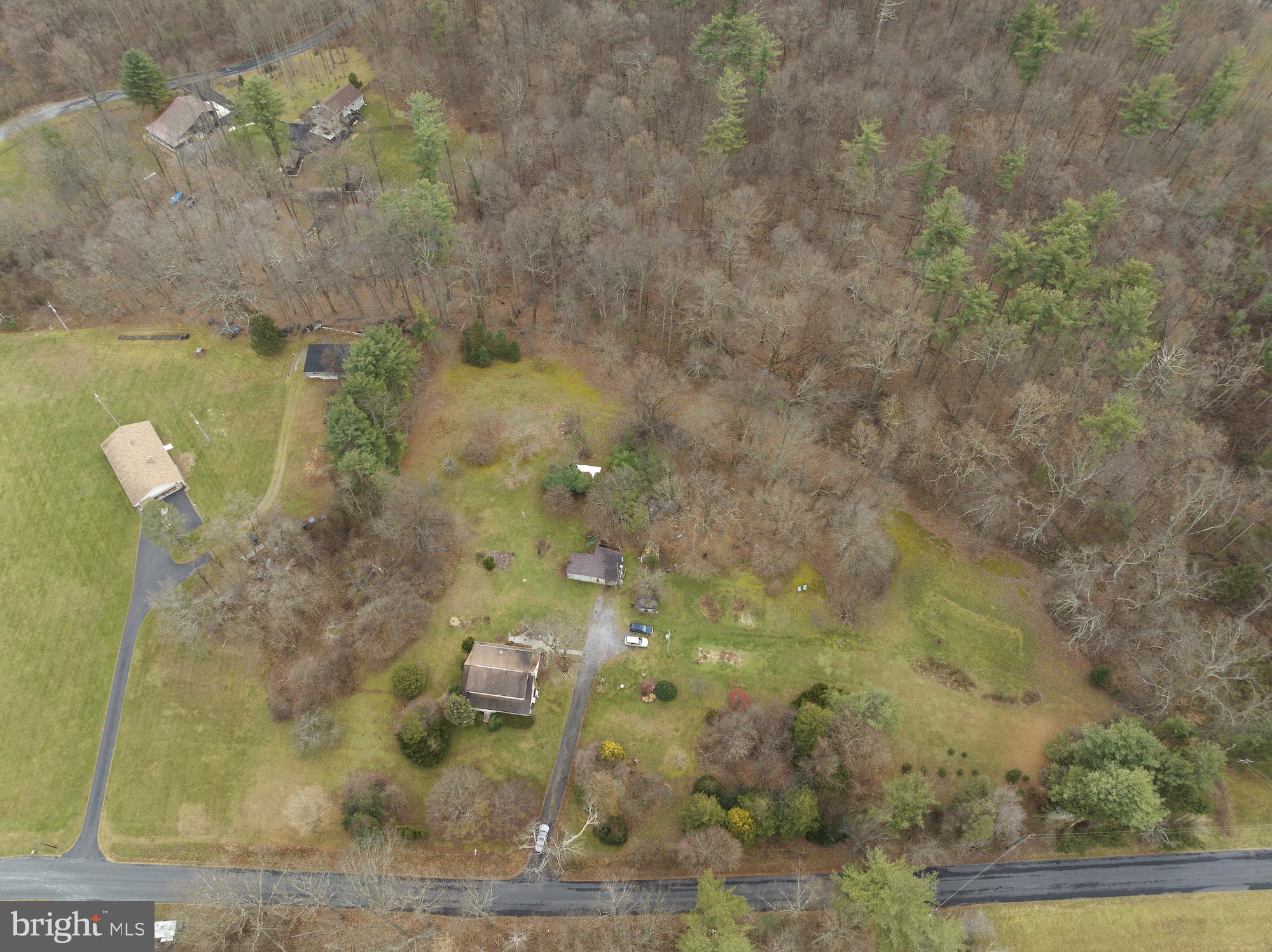 166 Peak View Road York Springs, PA 17372 - Photo 10 of 48 Gallery Image 10
