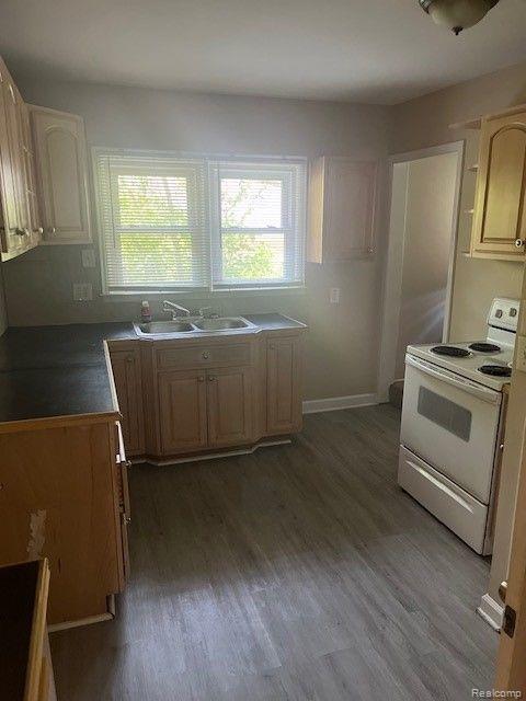 21489 Doepfer Road Warren, MI 48091 - Photo 6 of 15 Gallery Image 6