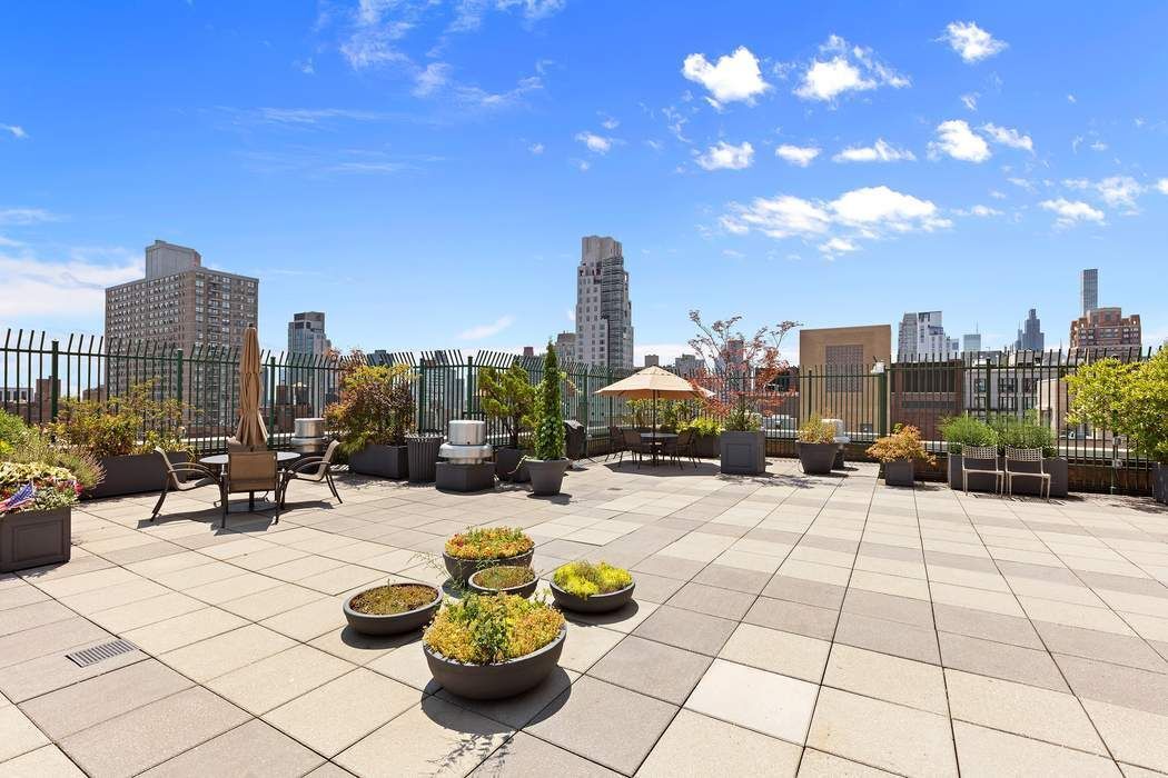 201 East 80th Street, Unit 3D Manhattan, NY 10075 - Photo 13 of 16 a view of a terrace with furniture