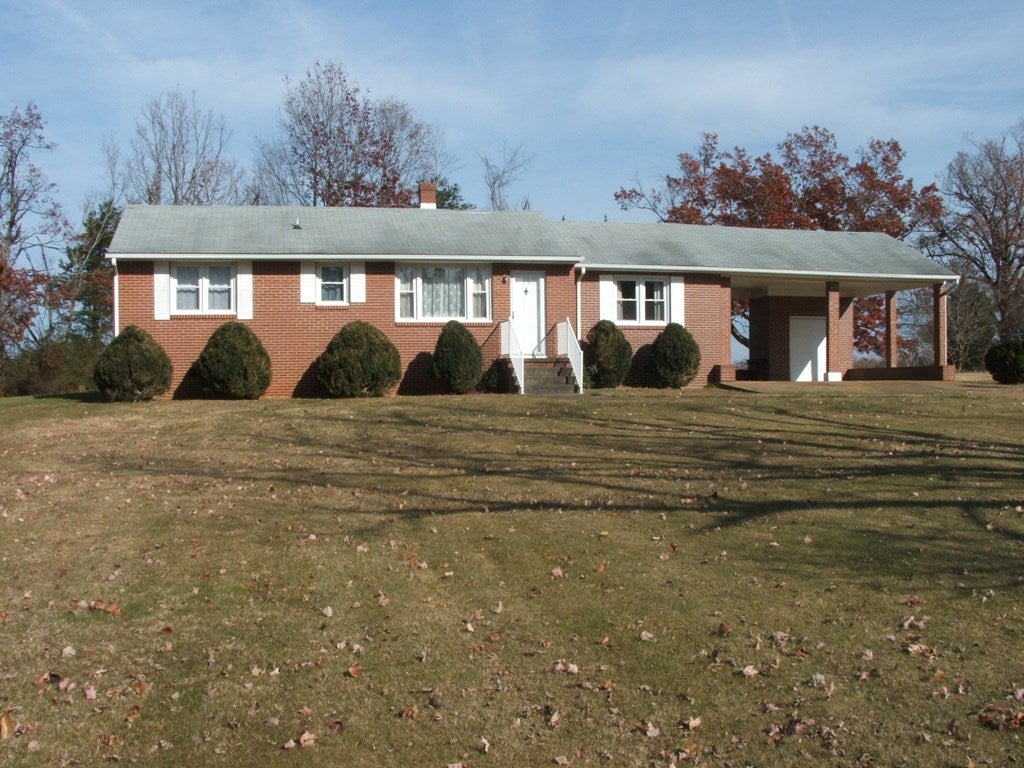 12076 Lunenburg County Road Keysville, VA 23947 - Photo 2 of 17 Gallery Image 2