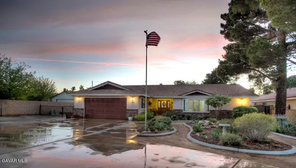 $699,000 | 43435 50th Street West, Quartz Hill, CA 93536