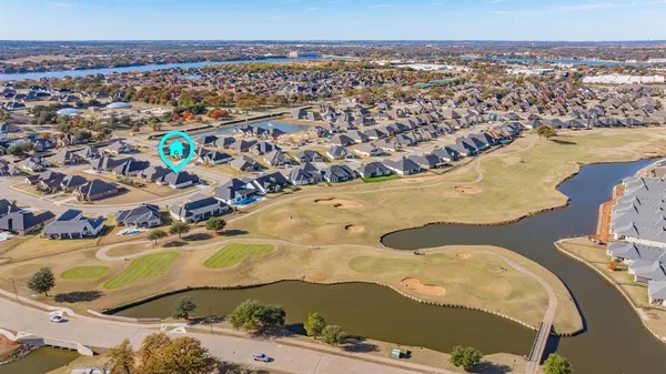 $559,900 | 412 Fowler Drive, Granbury, TX 76048