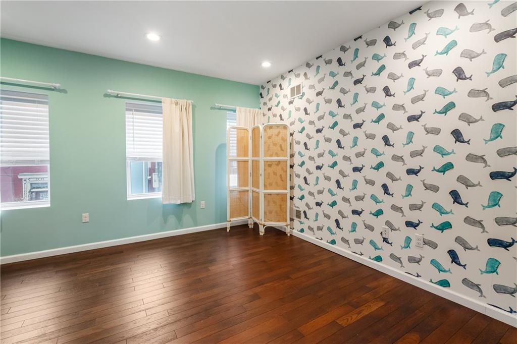 159 44th Street Pittsburgh, PA 15201 - Photo 17 of 30