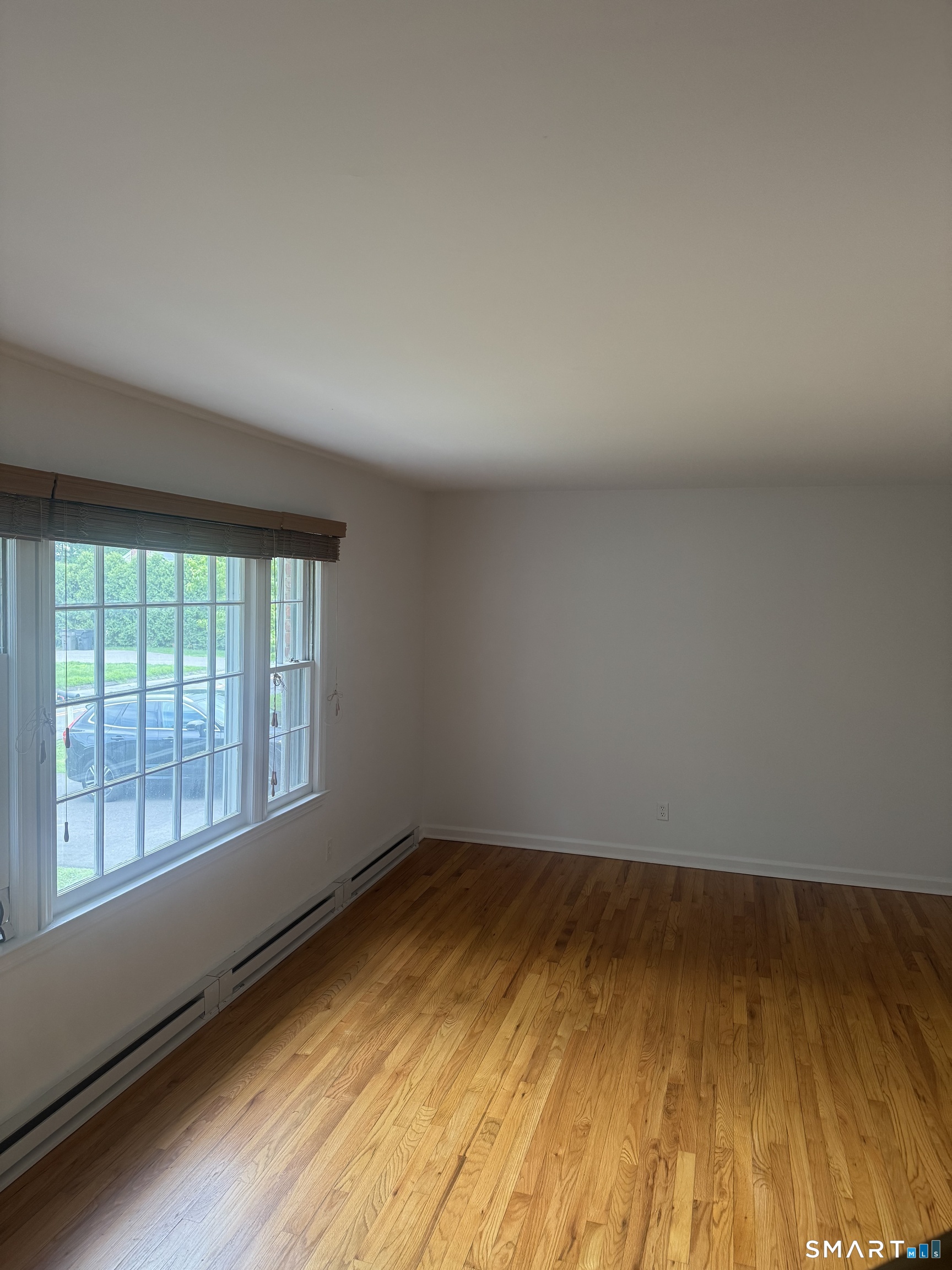 84 Parade Hill Road New Canaan, CT 06840 - Photo 3 of 12