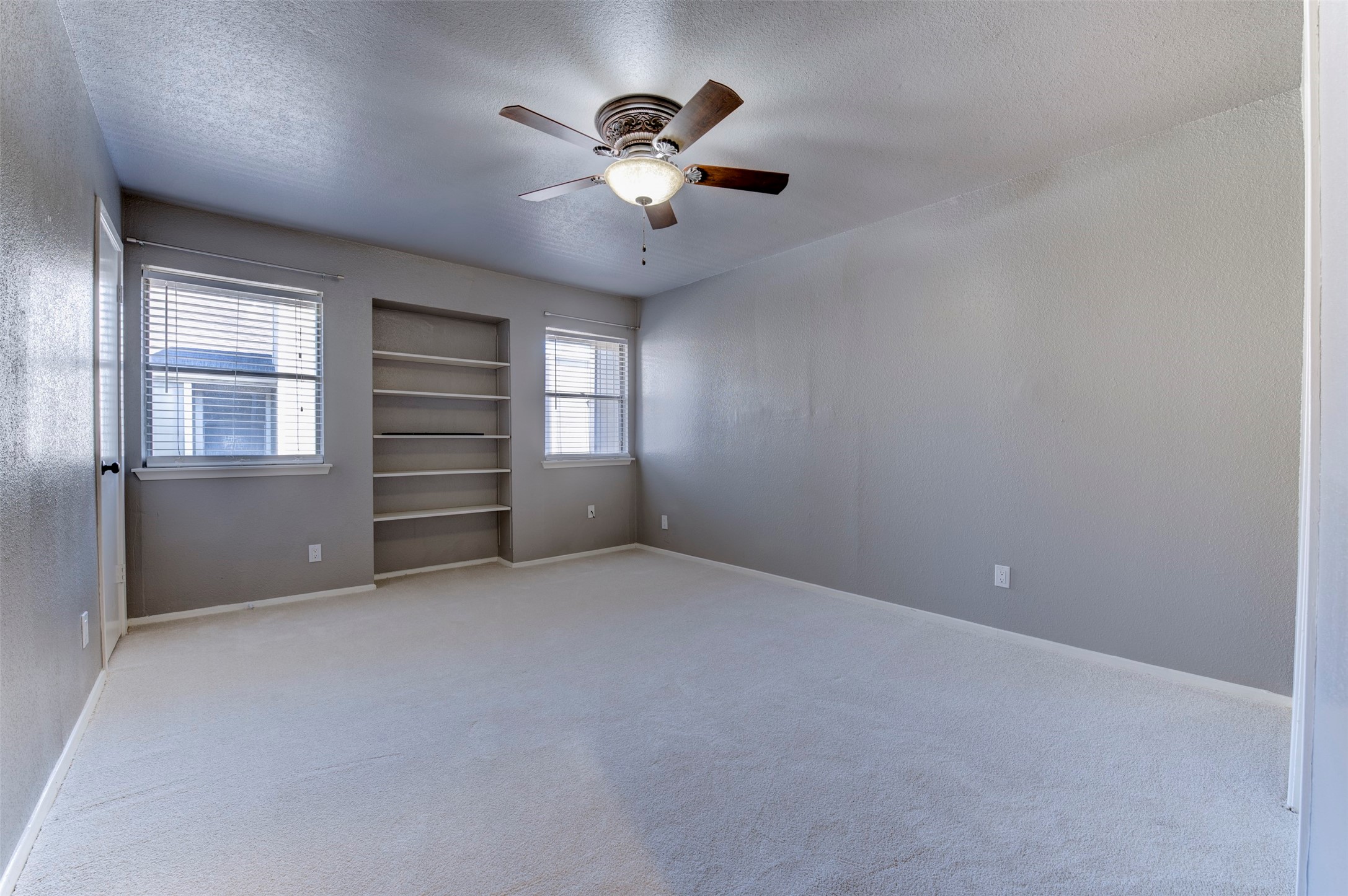 1920 Augusta Drive, Unit 19 Houston, TX 77057 - Photo 23 of 40