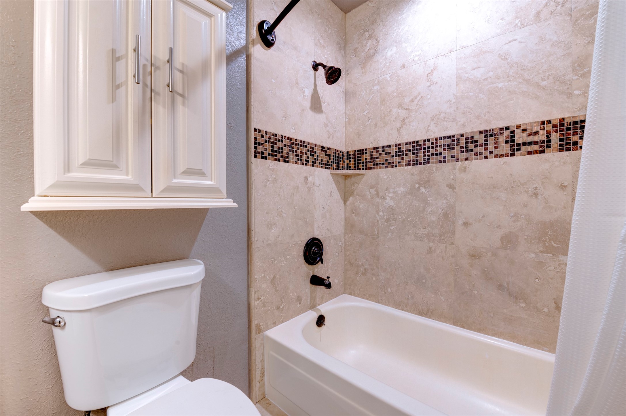 1920 Augusta Drive, Unit 19 Houston, TX 77057 - Photo 32 of 40