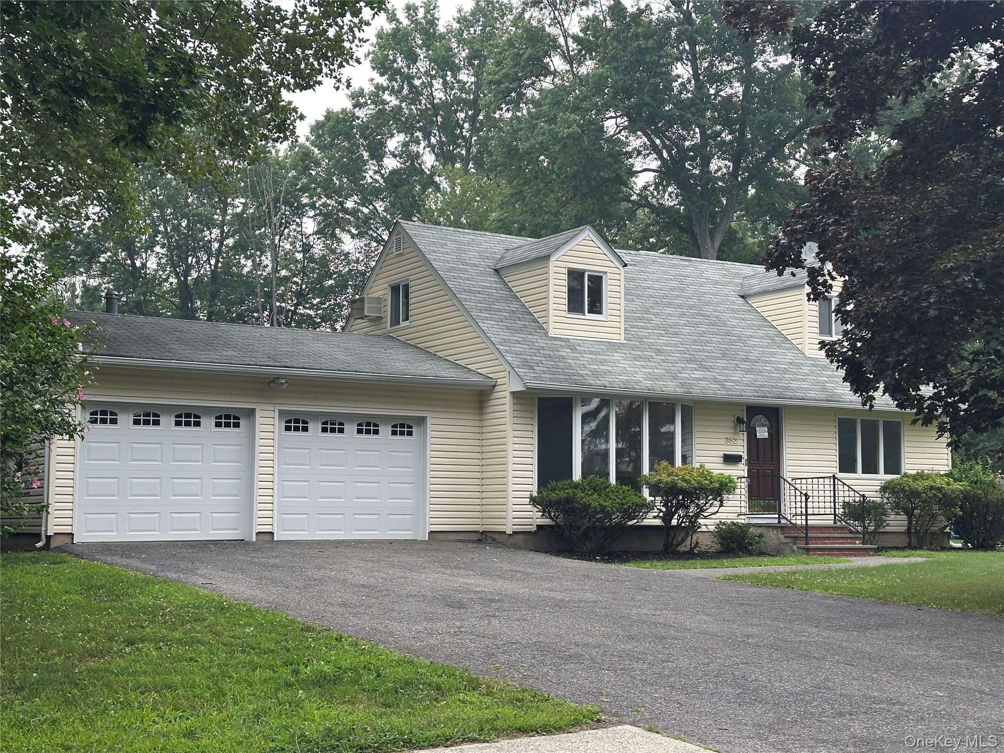 382 Convent Road Blauvelt, NY 10913 - Photo 2 of 25