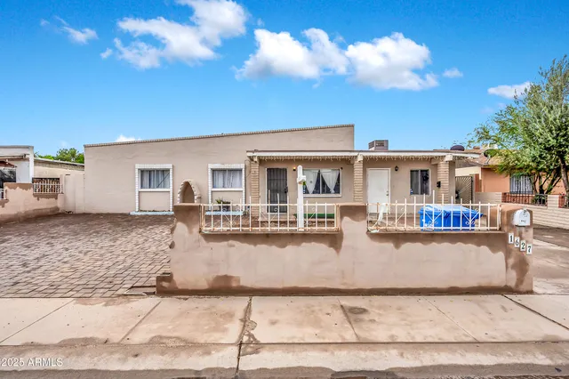 $309,999 | 1627 West Maldonado Road, Phoenix, AZ 85041