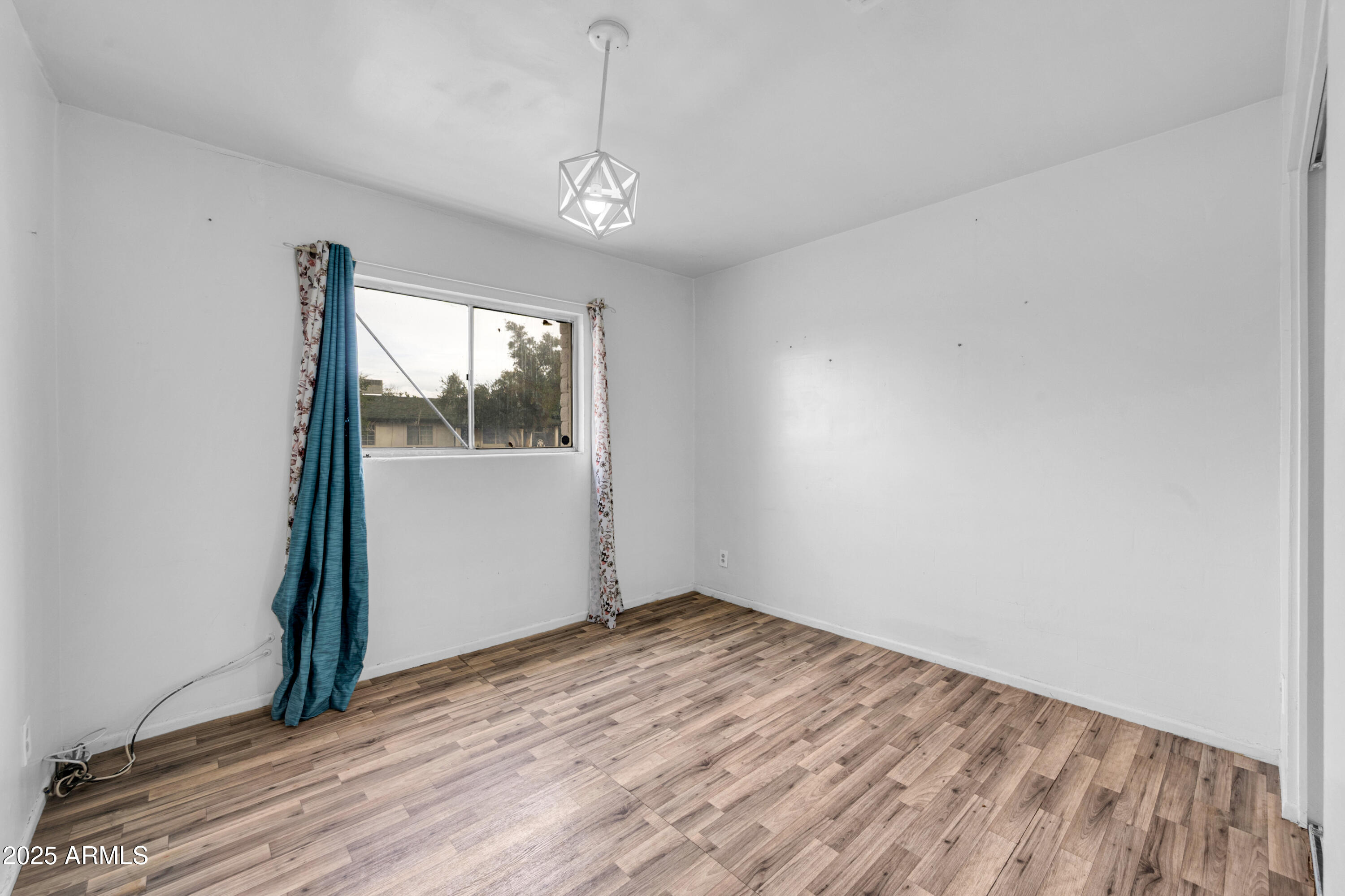 1627 West Maldonado Road Phoenix, AZ 85041 - Photo 16 of 30 1627 W Maldonado Rd-31