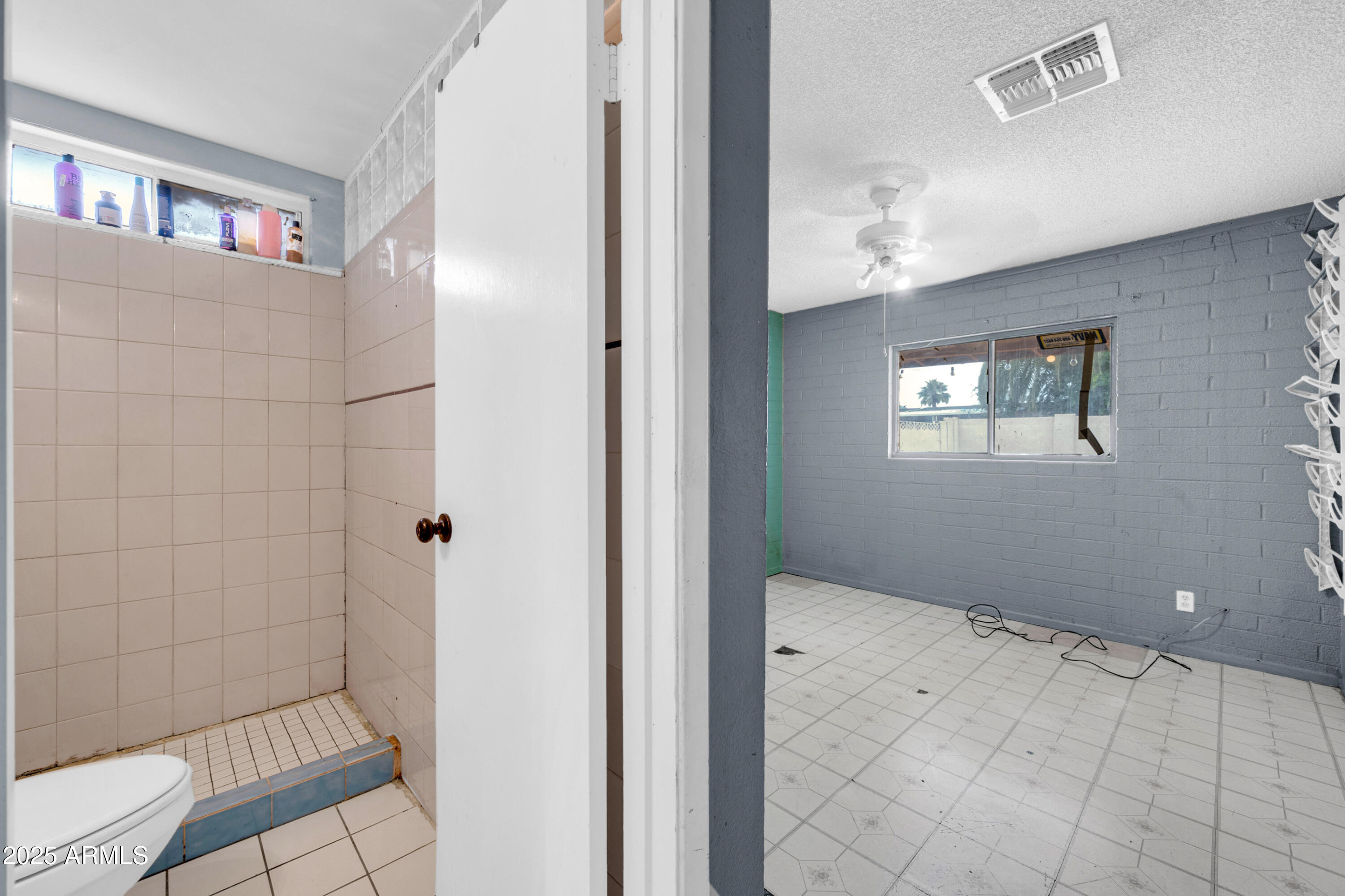 1627 West Maldonado Road Phoenix, AZ 85041 - Photo 19 of 30 1627 W Maldonado Rd-19