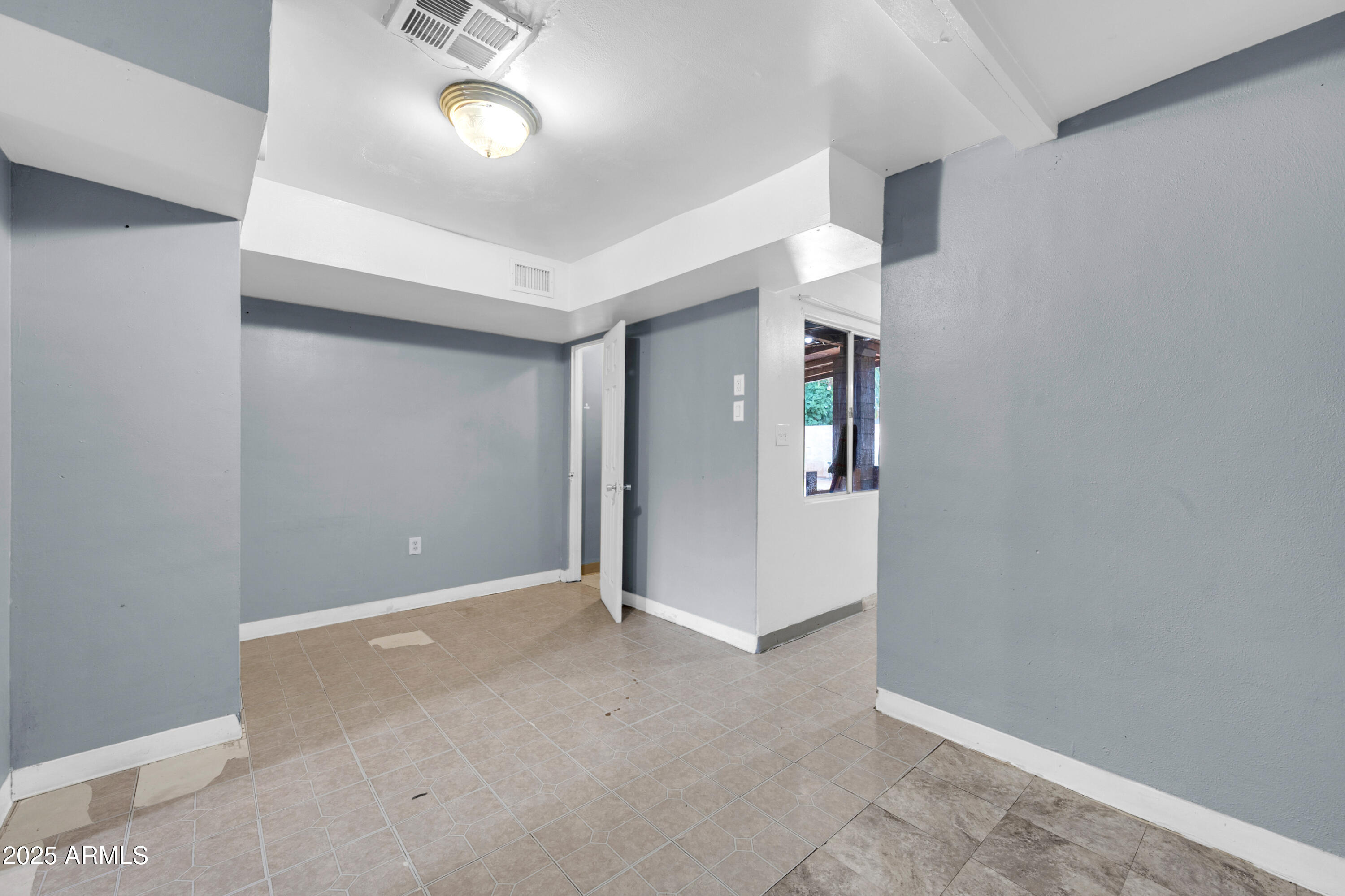 1627 West Maldonado Road Phoenix, AZ 85041 - Photo 22 of 30 1627 W Maldonado Rd-26