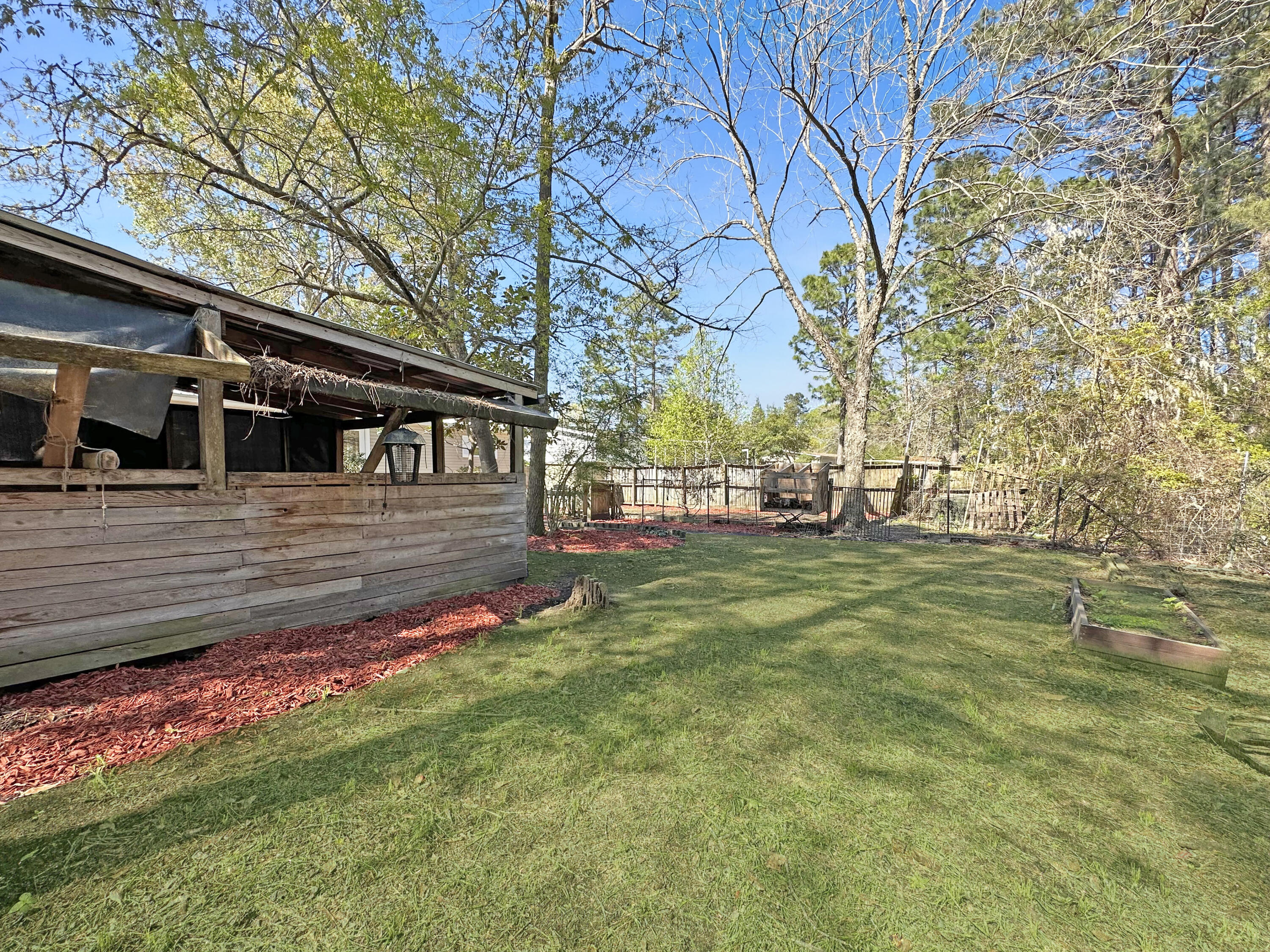 142 Grapevine Road Summerville, SC 29483 - Photo 17 of 17 15