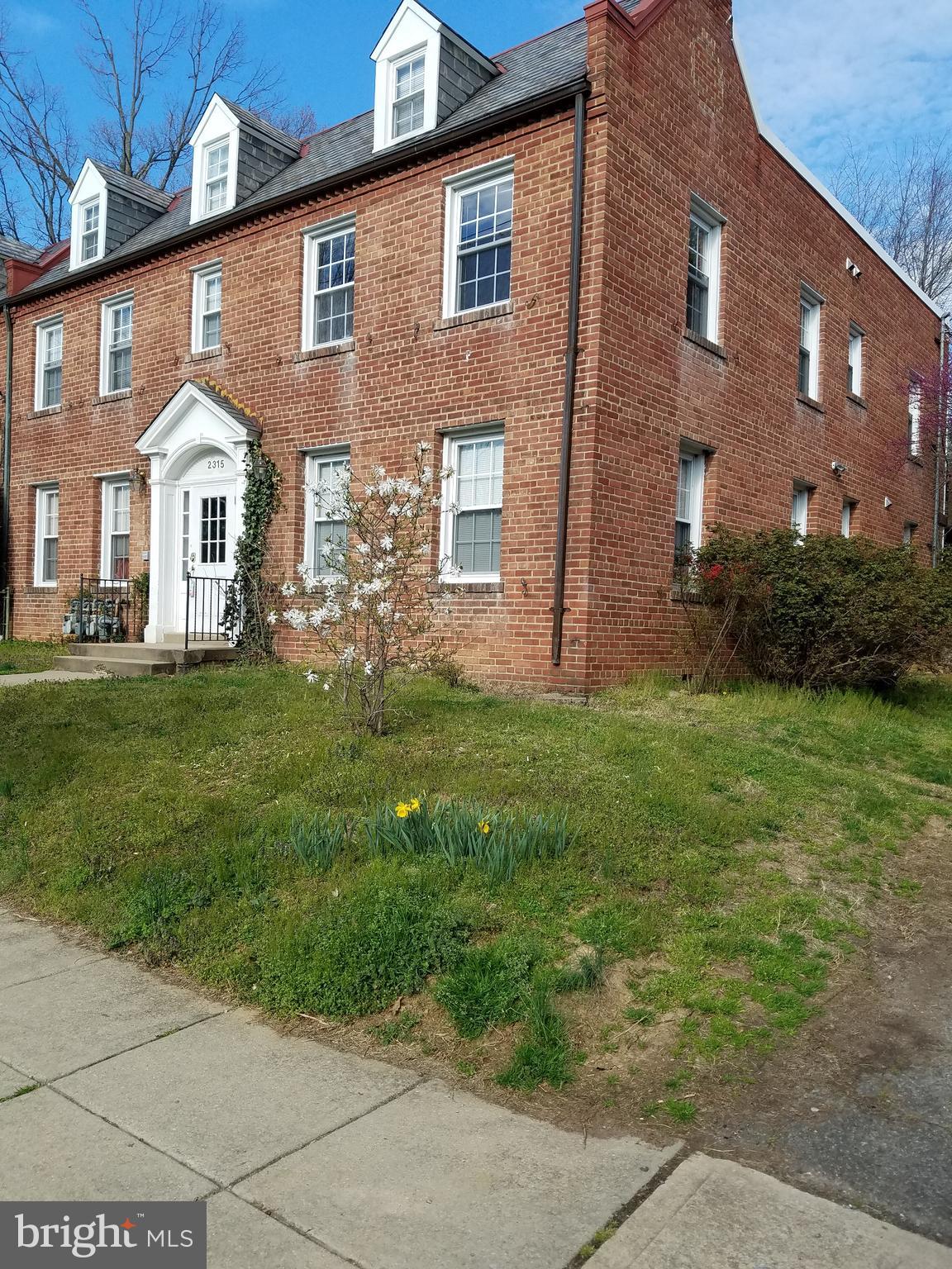 Large semi-detached building with light on 3 sides