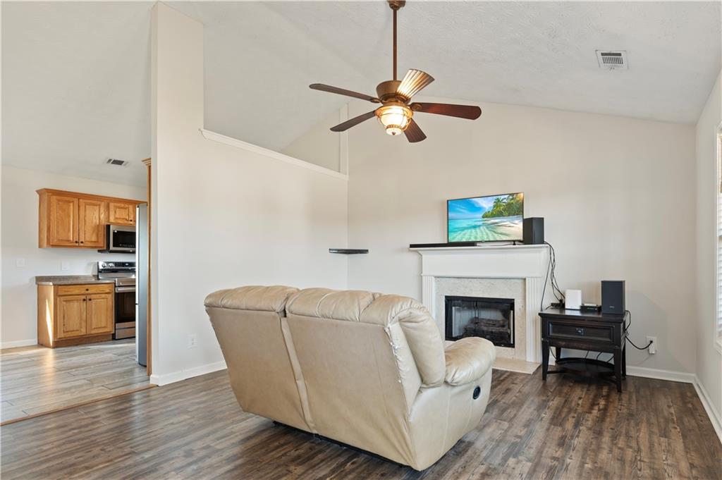 178 Windfield Ridge Drive Mount Airy, GA 30563 - Photo 7 of 25