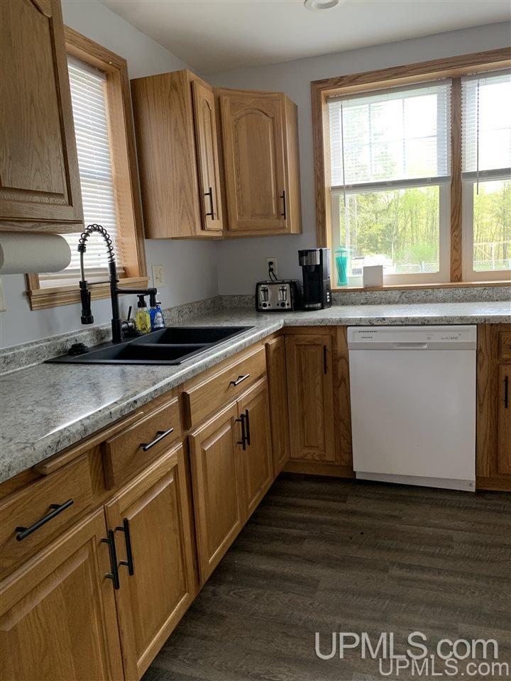 E5251 Sunset Road Ironwood, MI 49938 - Photo 2 of 20