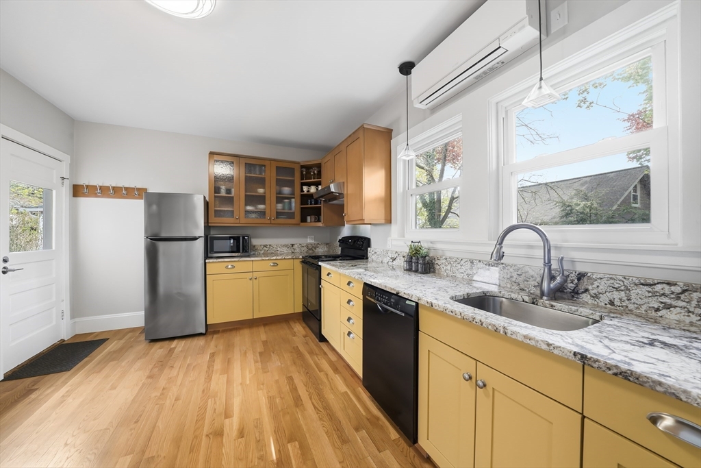 45 Sunset Road Arlington, MA 02474 - Photo 19 of 42 Gallery Image 19
