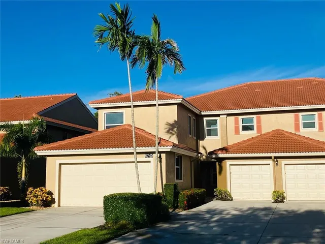 $409,000 | 6745 Huntington Lakes Circle, Unit 201, Naples, FL 34119