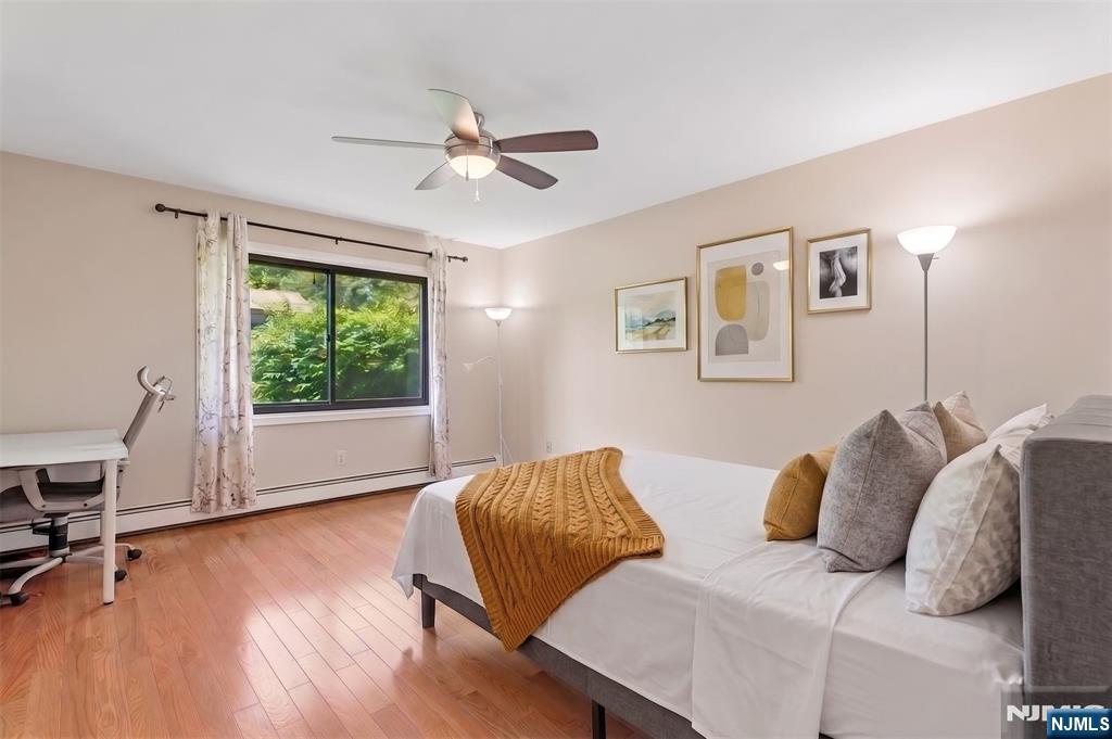16 Cutter Avenue Edison, NJ 08820 - Photo 9 of 22