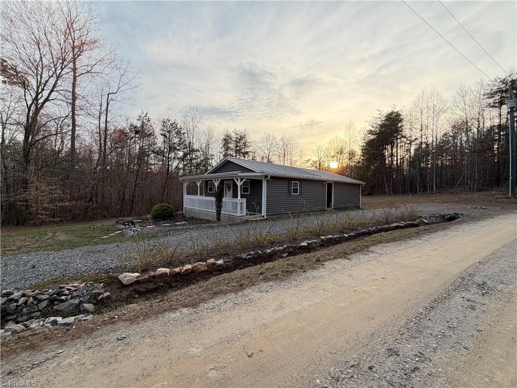 1202 Farm Road Pilot Mountain, NC 27041 - Photo 33 of 49