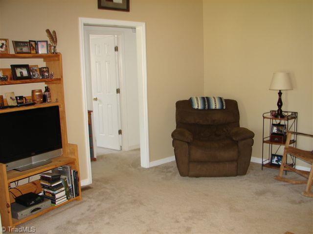 3874 Young Road Asheboro, NC 27205 - Photo 12 of 22 Living Room.