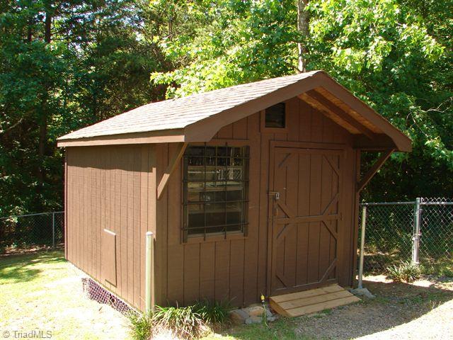 3874 Young Road Asheboro, NC 27205 - Photo 9 of 22 Outbuilding.
