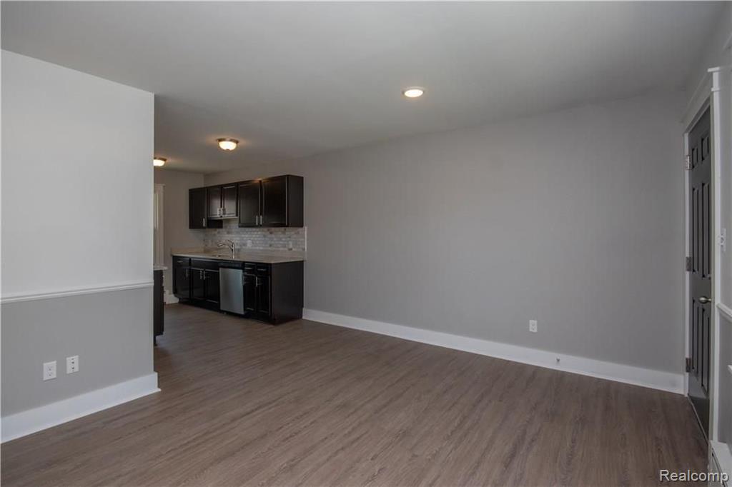 2133 Normandy Road Royal Oak, MI 48073 - Photo 9 of 15