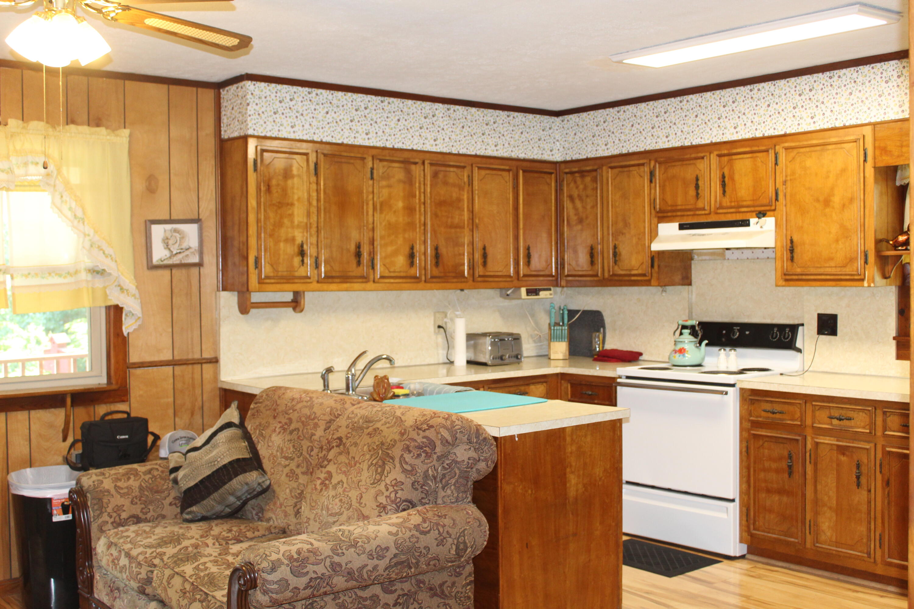 317 Bill Cope Road Jonesville, VA 24263 - Photo 8 of 52 IMG_3247