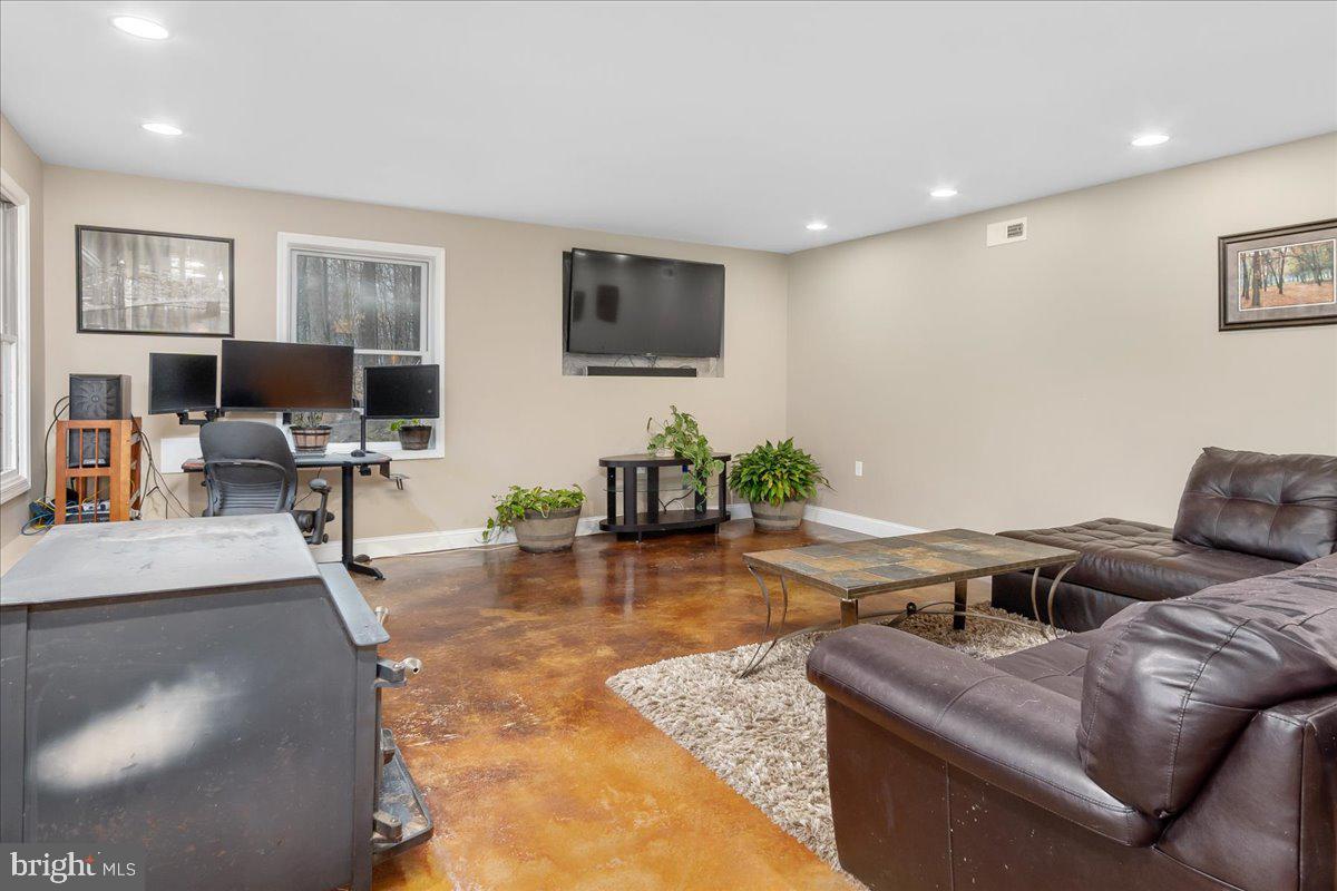 2800 Kaetzel Road Rohrersville, MD 21779 - Photo 34 of 73 Gallery Image 34
