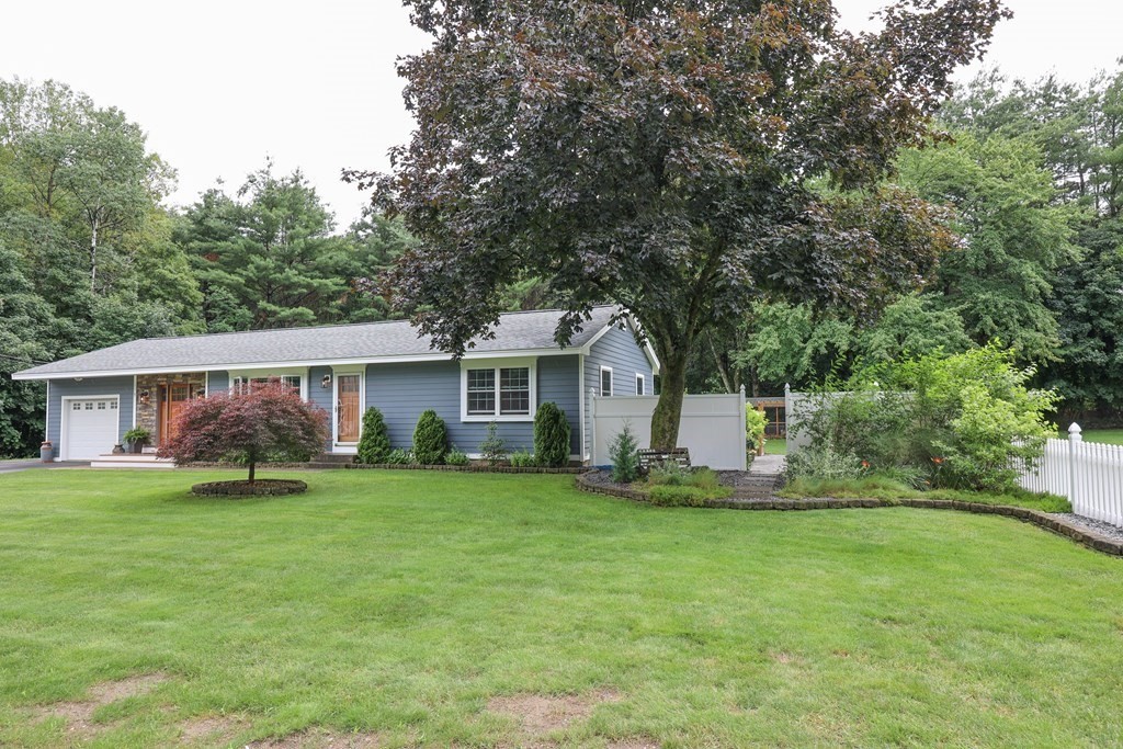 9 Burns Hill Road Hudson, NH 03051 - Photo 3 of 42 Gallery Image 3
