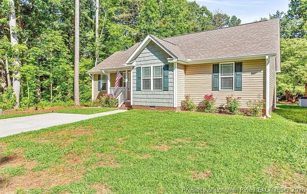$1,750 | 428 Harbor Trace, Sanford, NC 27332