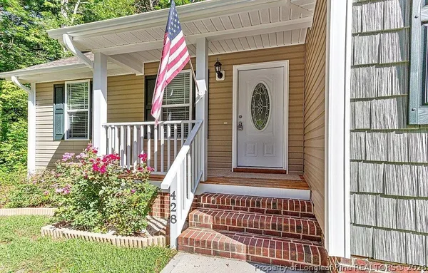 $1,750 | 428 Harbor Trace, Sanford, NC 27332