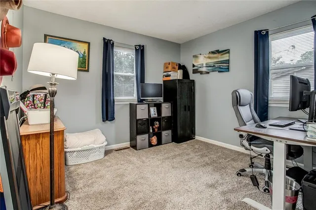 $269,900 | 508 Northeast Richardson Place, Lee's Summit, MO 64086