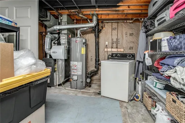 $269,900 | 508 Northeast Richardson Place, Lee's Summit, MO 64086