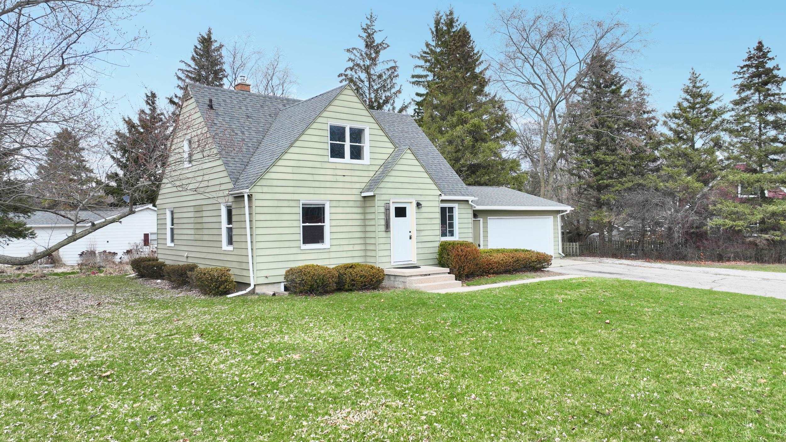 1524 Ridge Road Mount Pleasant, MI 48858 - Photo 3 of 58 Gallery Image 3