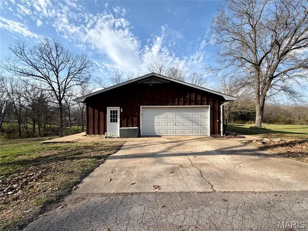 $399,000 | 1451 Spring Bluff Road, Sullivan, MO 63080