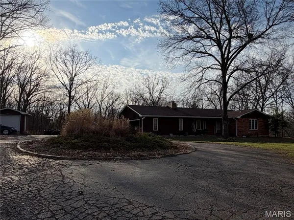 $399,000 | 1451 Spring Bluff Road, Sullivan, MO 63080