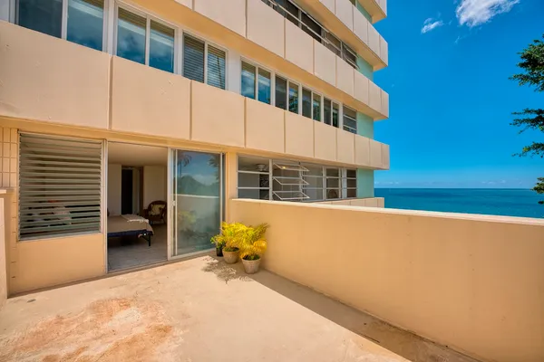 $400,000 | 84 Pukihae Street, Unit 205, Hilo, HI 96720