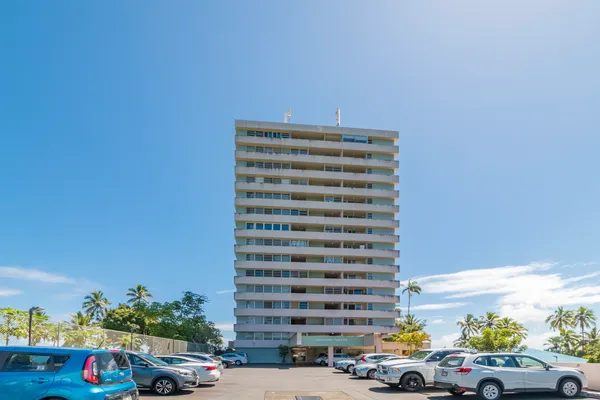$400,000 | 84 Pukihae Street, Unit 205, Hilo, HI 96720