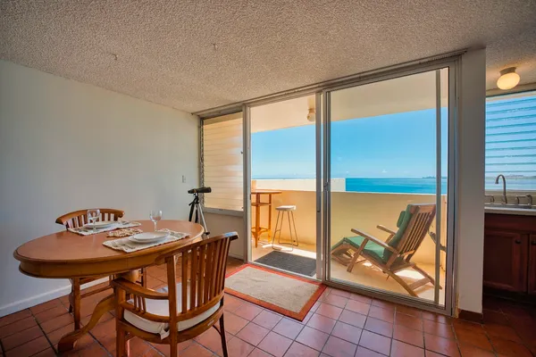 $400,000 | 84 Pukihae Street, Unit 205, Hilo, HI 96720