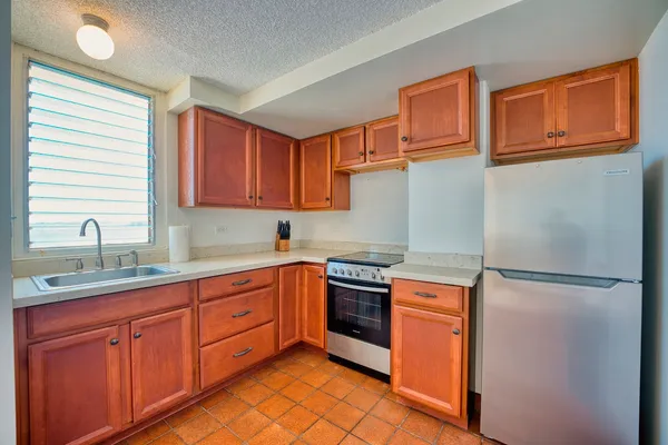 $400,000 | 84 Pukihae Street, Unit 205, Hilo, HI 96720